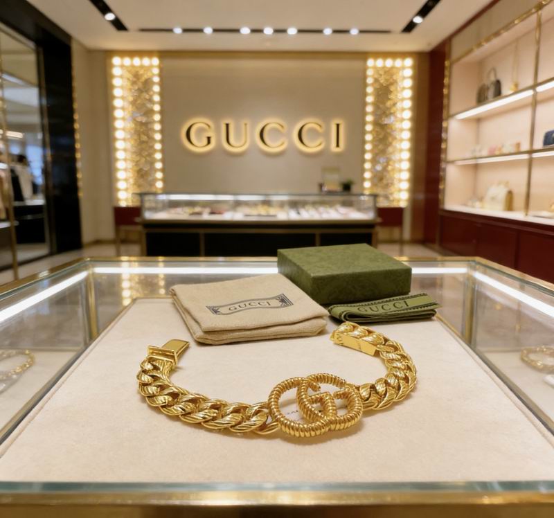 Gucci Bracelet 02yxs10